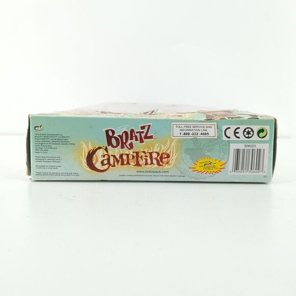 BRATZ Campfire PHOEBE Doll Cool Campin Accessories FLAW HARD TO FIND RARE NEW - Picture 9 of 11